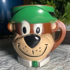 1961 vintage Yogi bear plastic mug NWOT